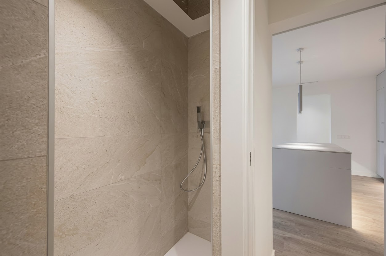 Baño 1 - Ducha y acabados