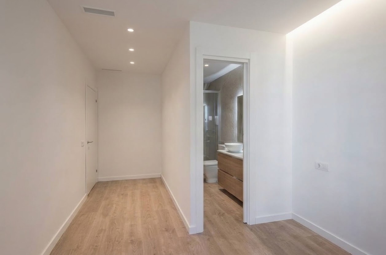 Habitación 2 - Distribución y acceso a baño