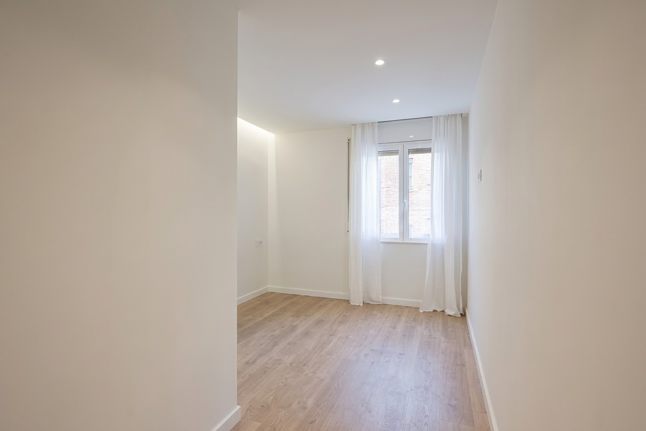 Habitación 2 - Luz natural y ventana